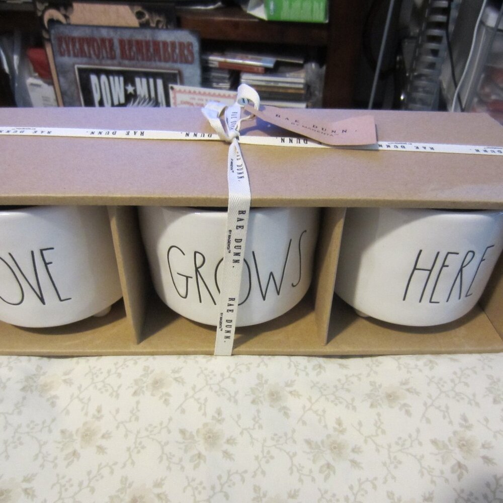 3-PACKAGE/-RAE DUNN "LOVE GROWS HERE" CERAMIC PLANT HOLDERS